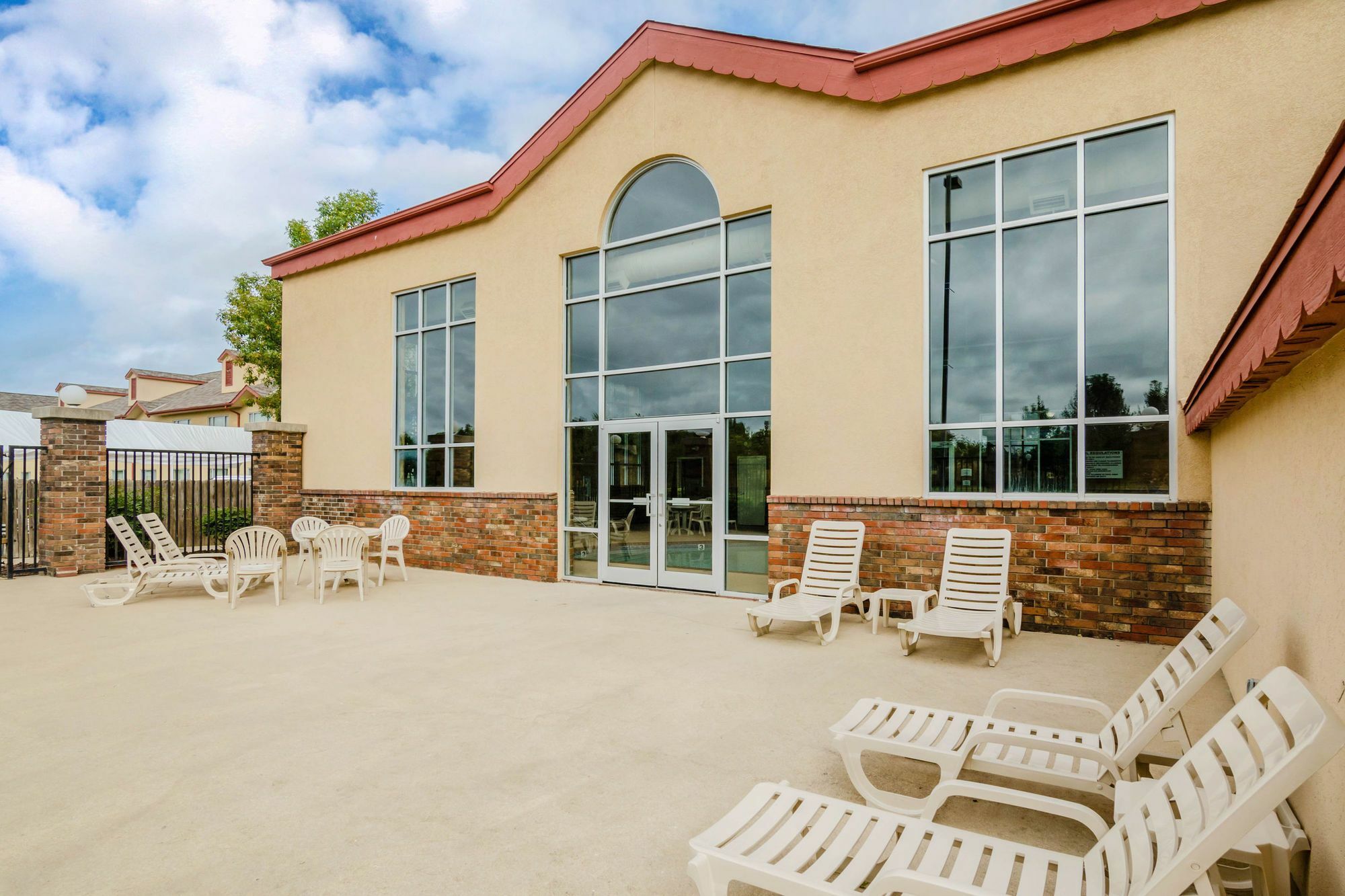 Precious Hotel Carthage Exterior photo
